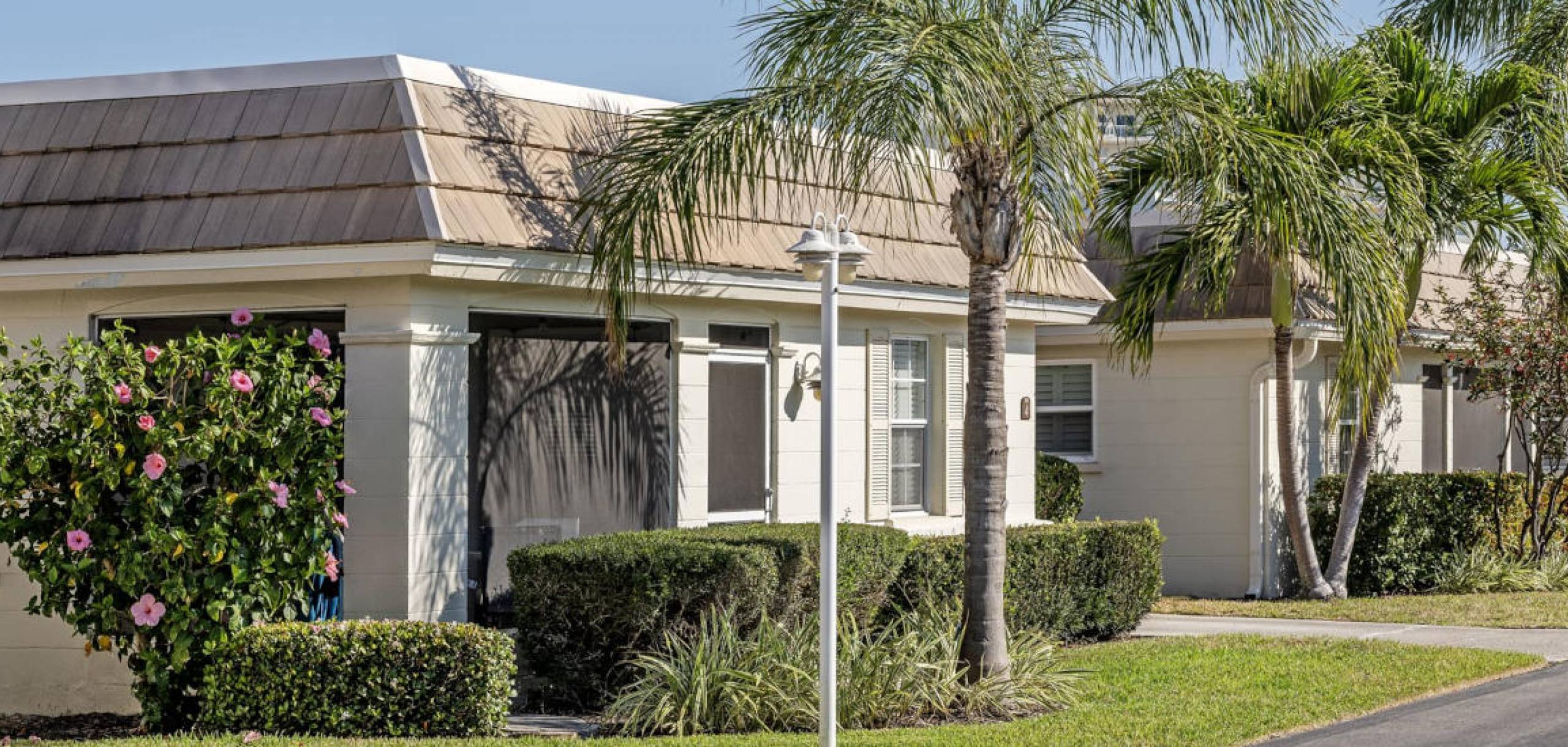 Private rental villas at Island House Beach Resort